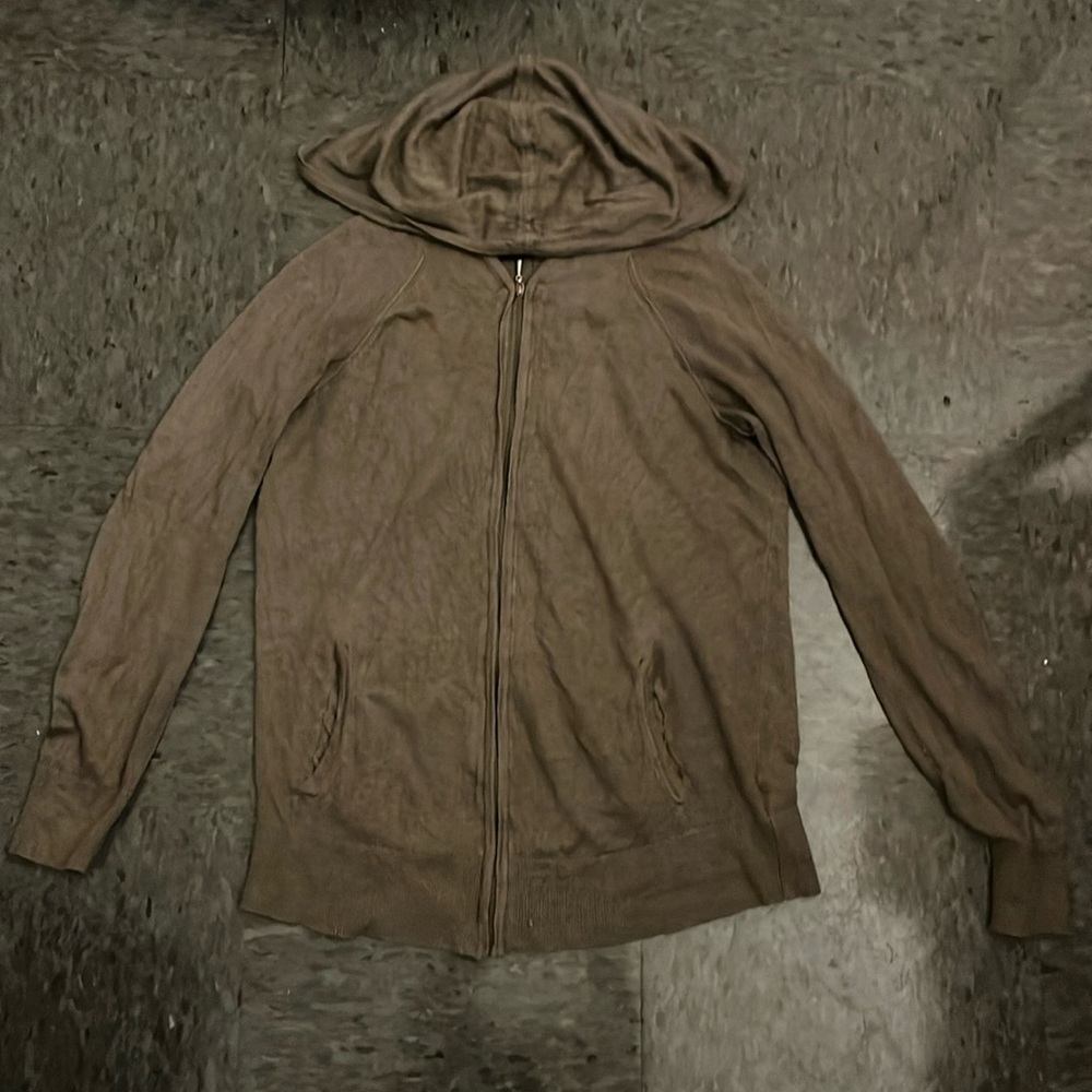 TAHARI Army green light hooded zip up. Size small.